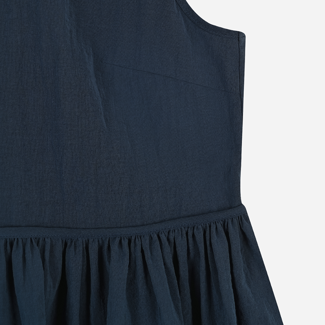 AIRY STRAP SLEEVELESS