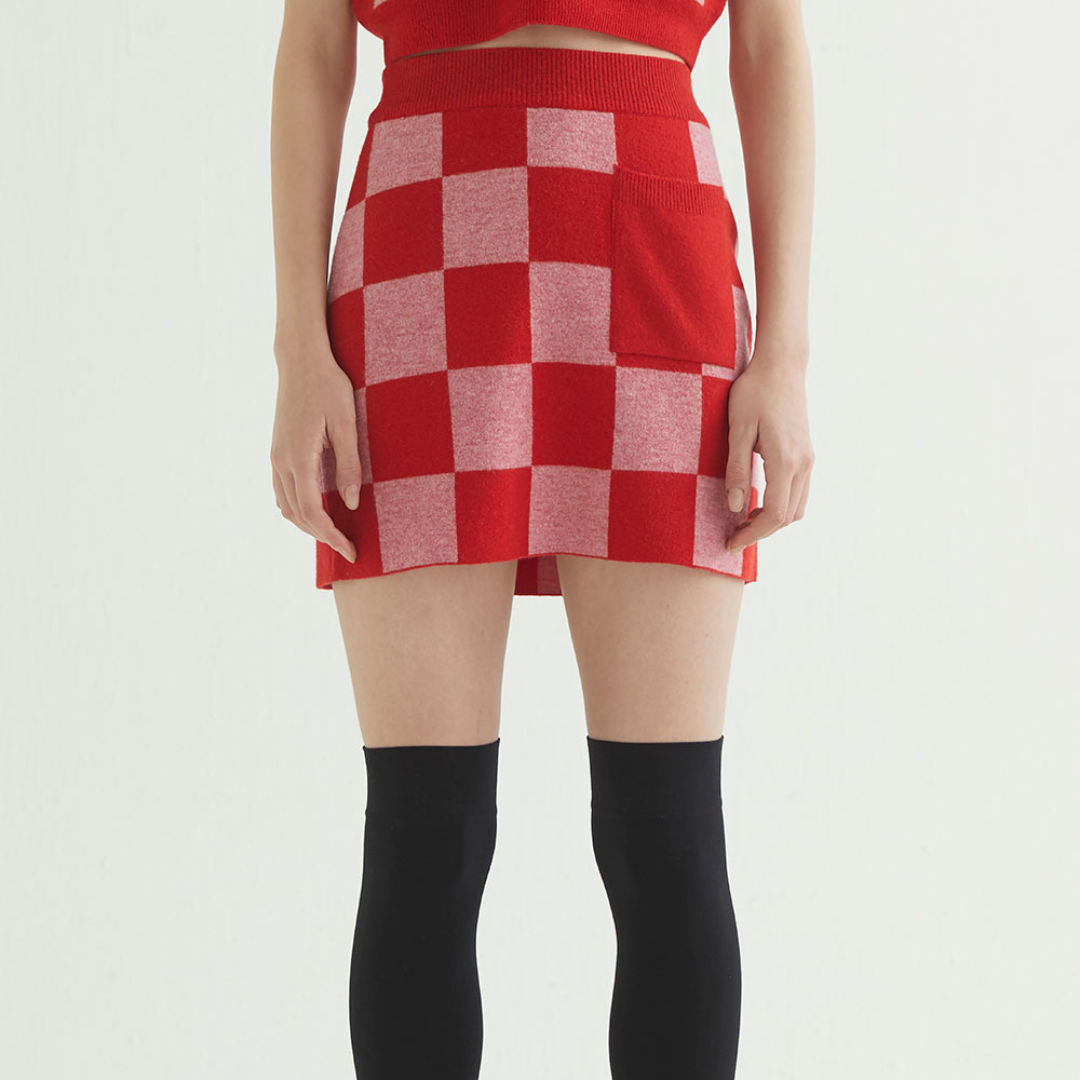 CHECKERBOARD KNIT MINI SKIRT