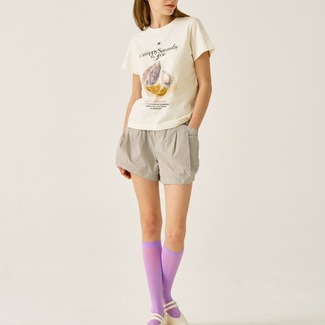 (W) Oyster Graphic T-Shirt